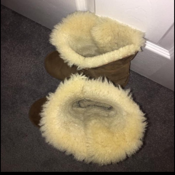 Authentic ugg Bailey button tall boots - Picture 9 of 10